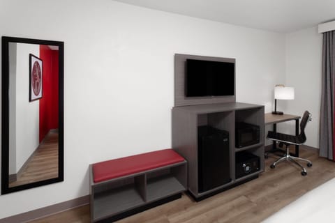 In-room safe, desk, blackout drapes, soundproofing