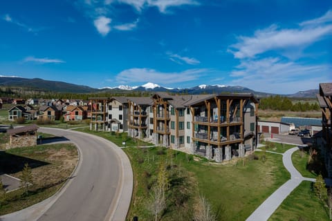 Exterior of Elk Creek Condos