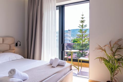 Double Room, Balcony, City View | Hypo-allergenic bedding, free WiFi, bed sheets
