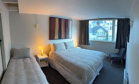 Basic Double or Twin Room, Park View | WiFi (free), bed sheets