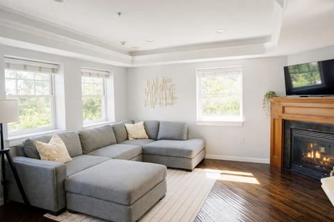 Your private city 1 bedroom haven—quiet, cozy, and perfectly located.