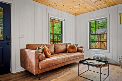 House | 2 bedrooms, high-speed internet