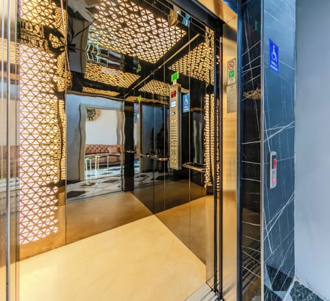 Elevator