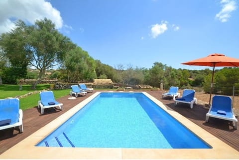 Holiday Home Swimming Pool
