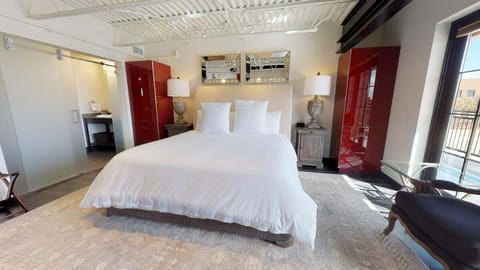 Fifth floor two bedroom with 500 sq ft of private balcony space