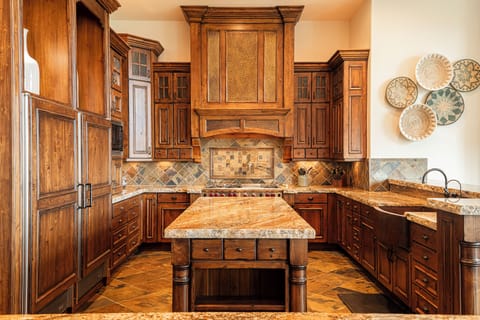 High-end appliances including SubZero refrigerator / freezer