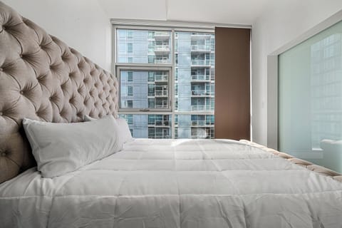 Comfy king bed