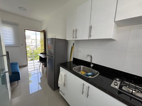 Economy Studio, Mountain View | Private kitchen