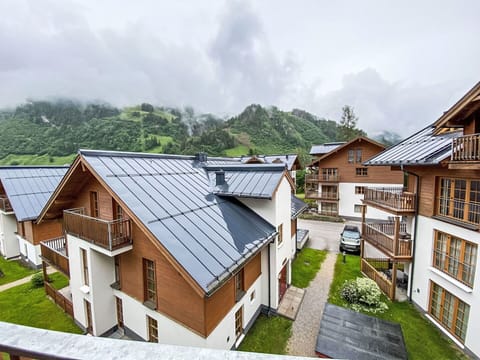 Residential Area, Human Settlement, Snow, Winter, Freezing, Apartment, Mountain Village, Village, Balcony