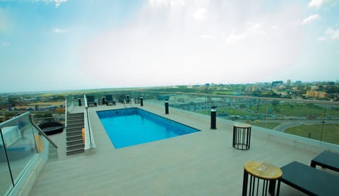 Rooftop pool