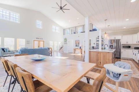 Traveling with little ones? We’ve got you covered! A high chair is available for your convenience, ensuring the whole family enjoys mealtime together at our spacious dining table.