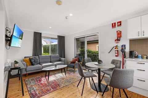 living plus dining area
