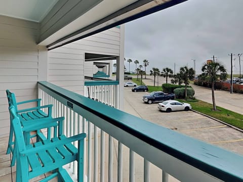 Condo (1 Bedroom) | Front of property