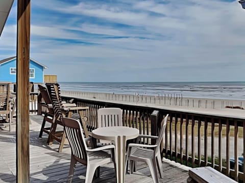 House (3 Bedrooms) | Front of property
