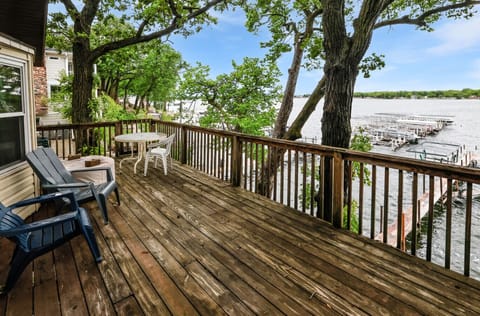 The Lakeside Shack on West Lake Okoboji House in Iowa