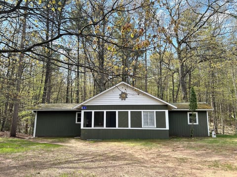 Creekside Oasis {Cabin 10}