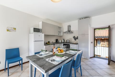 Kitchen and dining area