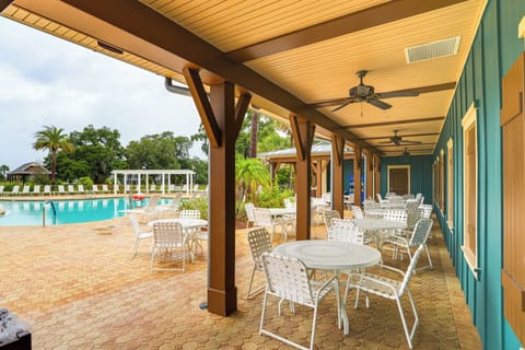 Community Amenities - Sugar Cane Recreation