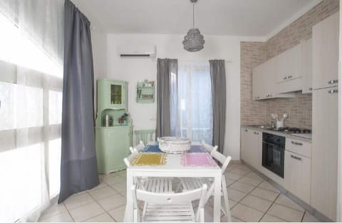 Family Room | Private kitchen | Full-size fridge, microwave