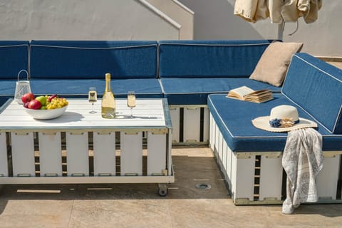 Outdoor sitting Area 