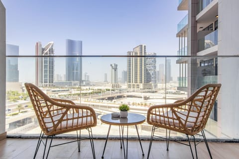 Deluxe Studio, Balcony, City View | Balcony