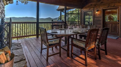 Dining Al Fresco