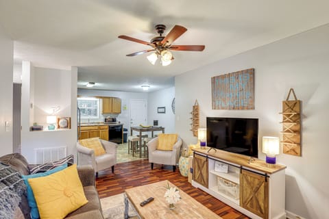 House (2 Bedrooms) | Front of property