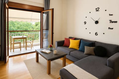 Living room with access to the balcony