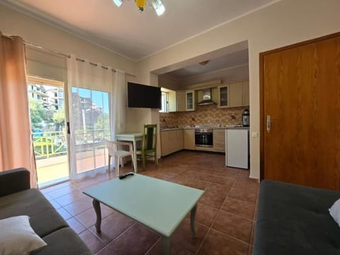 Deluxe Studio Suite, Sea View | Free WiFi, bed sheets