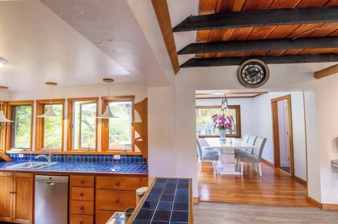 Thoughtfully stocked and stylishly designed, the kitchen has everything for family feasts.