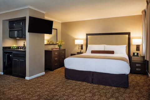 Settle into a spacious king room with convenient in-room kitchenette.