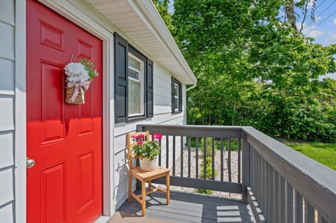 A very inviting front door