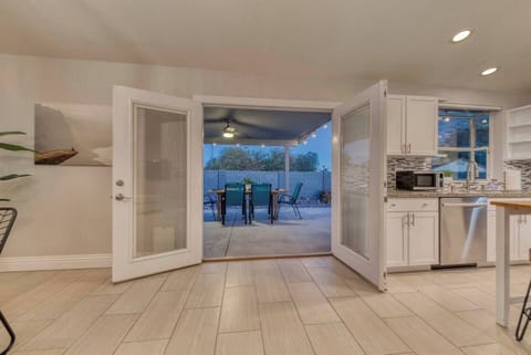 French door to backyard and pool