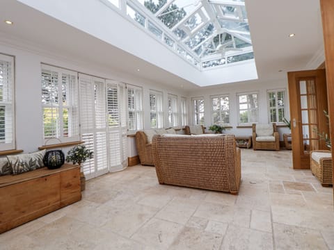 Cottage | Interior