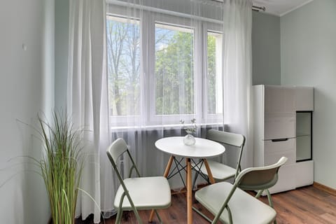 Classic Apartment, Courtyard View | Living room