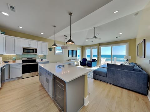 Open and Inviting Floor Plan