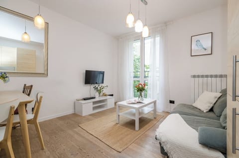 2 bedrooms, iron/ironing board, free WiFi