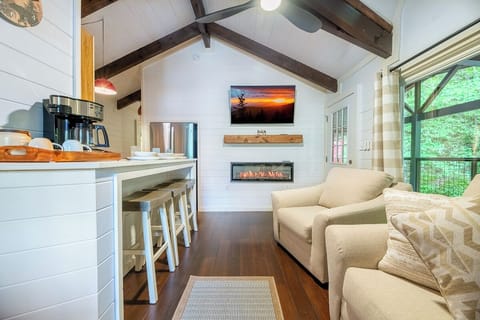 Bear Cub Cabin's cozy living area