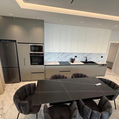 Deluxe Penthouse, Sea View | Private kitchen | Fridge, dishwasher, cookware/dishes/utensils