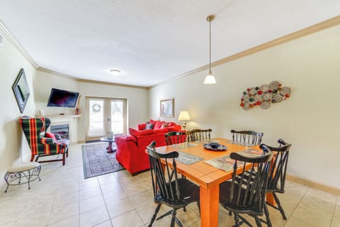 Pigeon Forge Vacation Rental | 3BR | 2BA | Step-Free Access | 1,371 Sq Ft