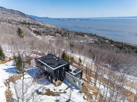Exterior with spectacular view