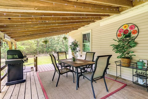 House (2 Bedrooms) | Front of property