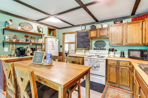 House (2 Bedrooms) | Interior