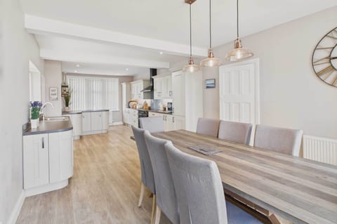 Chirnells, Bamburgh - Host & Stay