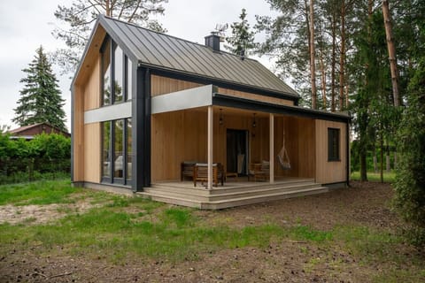 House with a Terrace Among Trees | Book Now with RENTUJEMY.COM