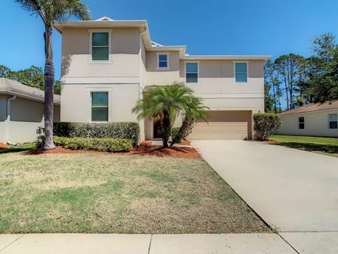 8br/5ba 3600 Sqft pool home