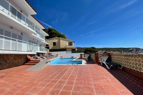 Holiday Home Swimming Pool