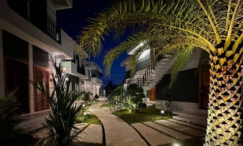 Front of property - evening/night