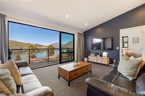 Lounge with balcony and view