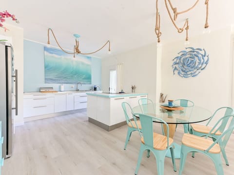 Furniture, Table, Outdoor Table, Outdoor Furniture, Chair, Garden, Shade, Flowerpot, Landscaping, Kitchen & Dining Room Table